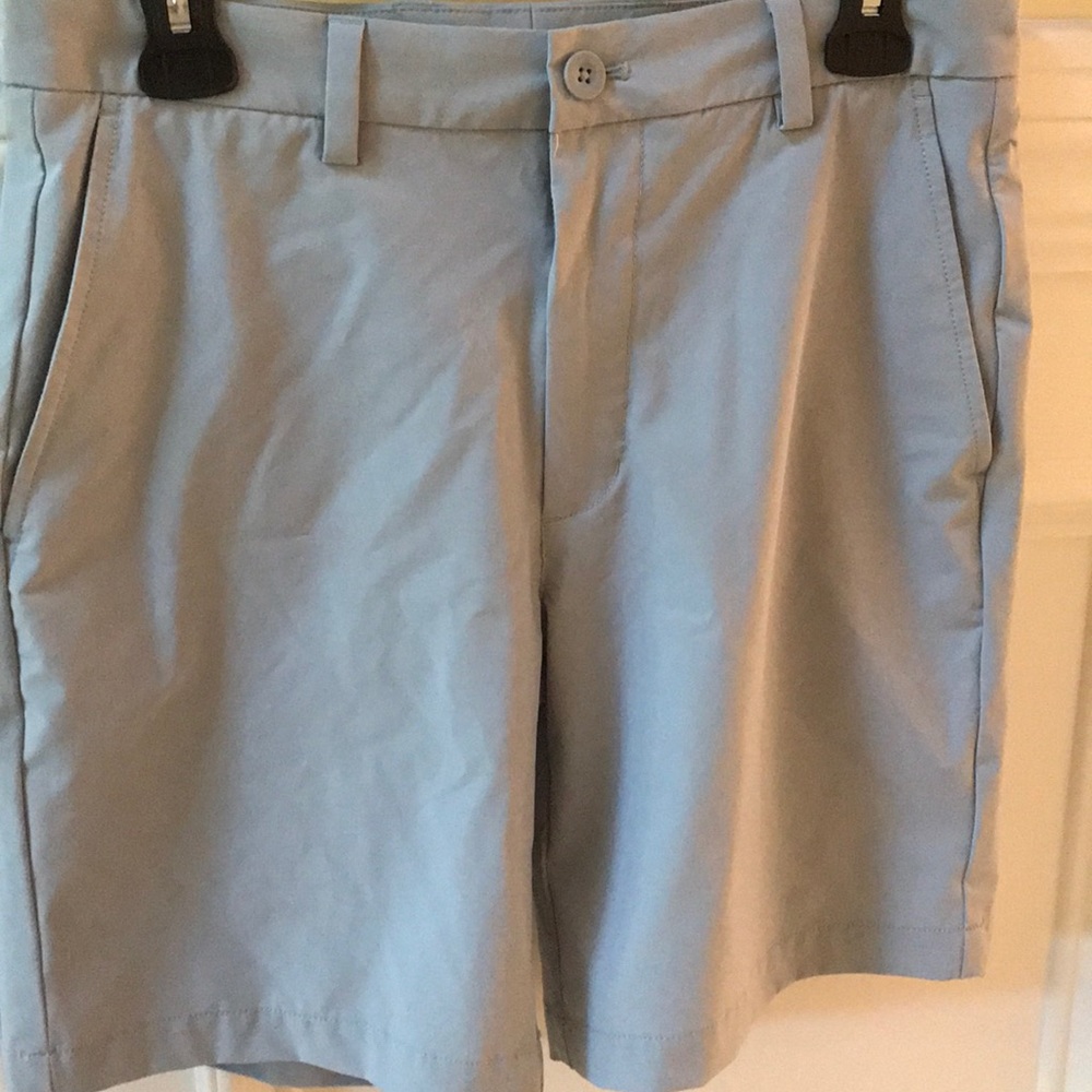 Vineyard vine performance shorts